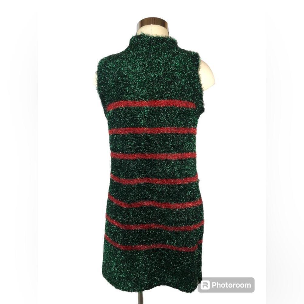 Blizzard Day Christmas Holiday Long Vest Sparkly Metallic Turf Like Texture 🎄 - Picture 2 of 9